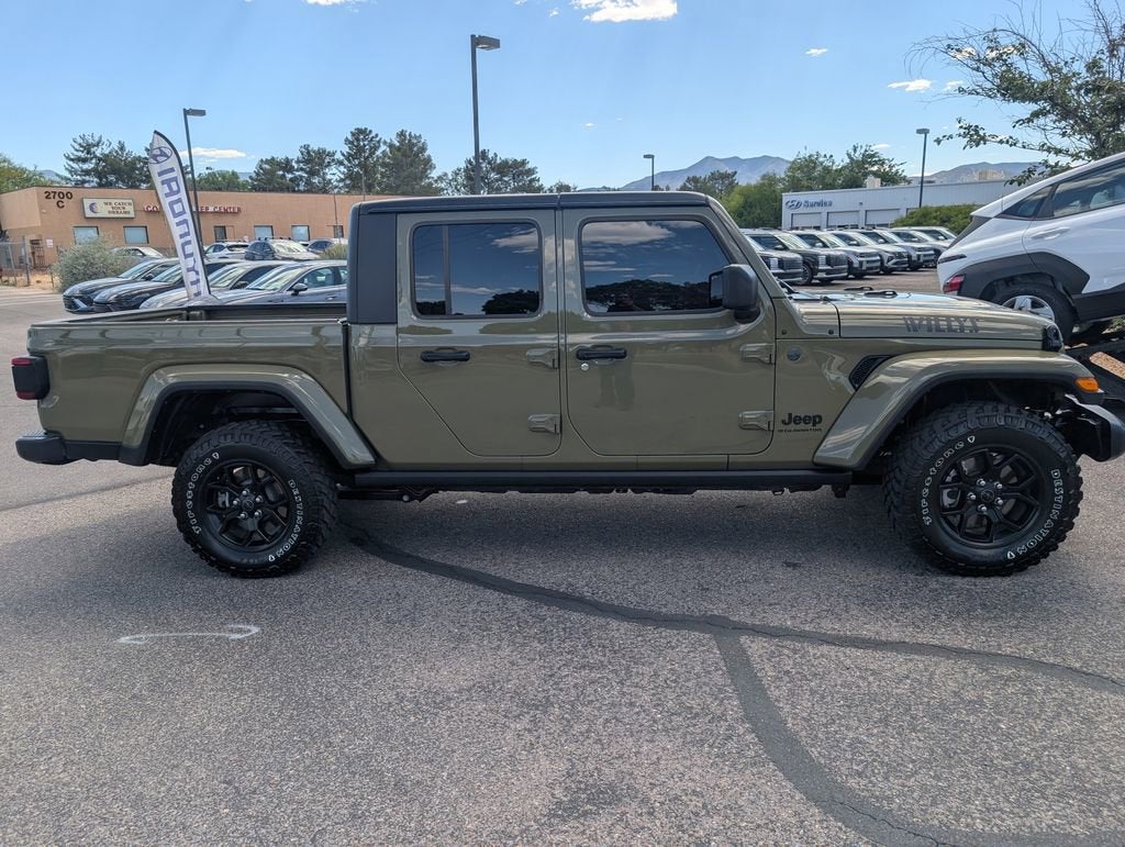 2025 Jeep Gladiator Willys