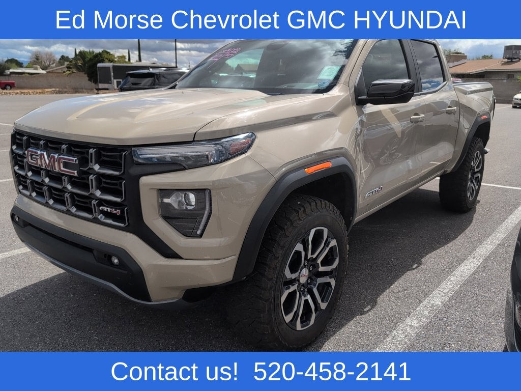 2023 GMC Canyon 4WD AT4