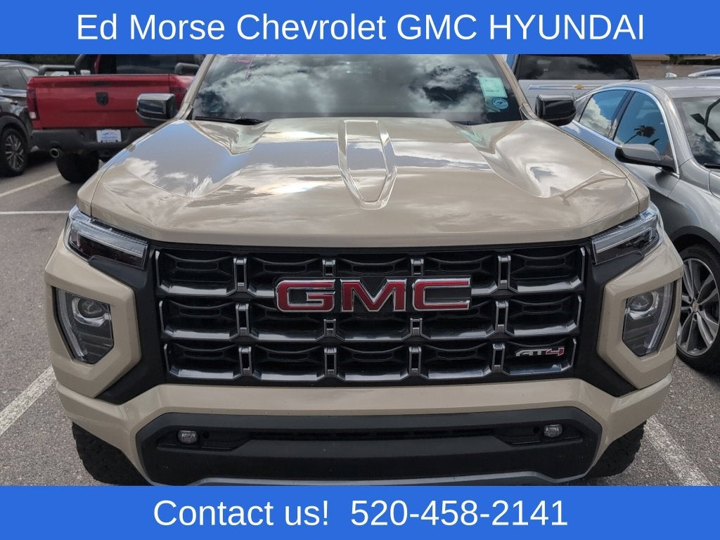 2023 GMC Canyon 4WD AT4