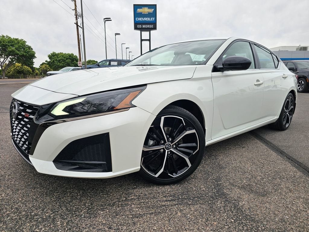 2023 Nissan Altima SR FWD