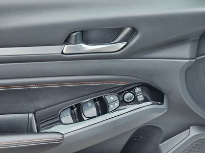 2023 Nissan Altima SR FWD