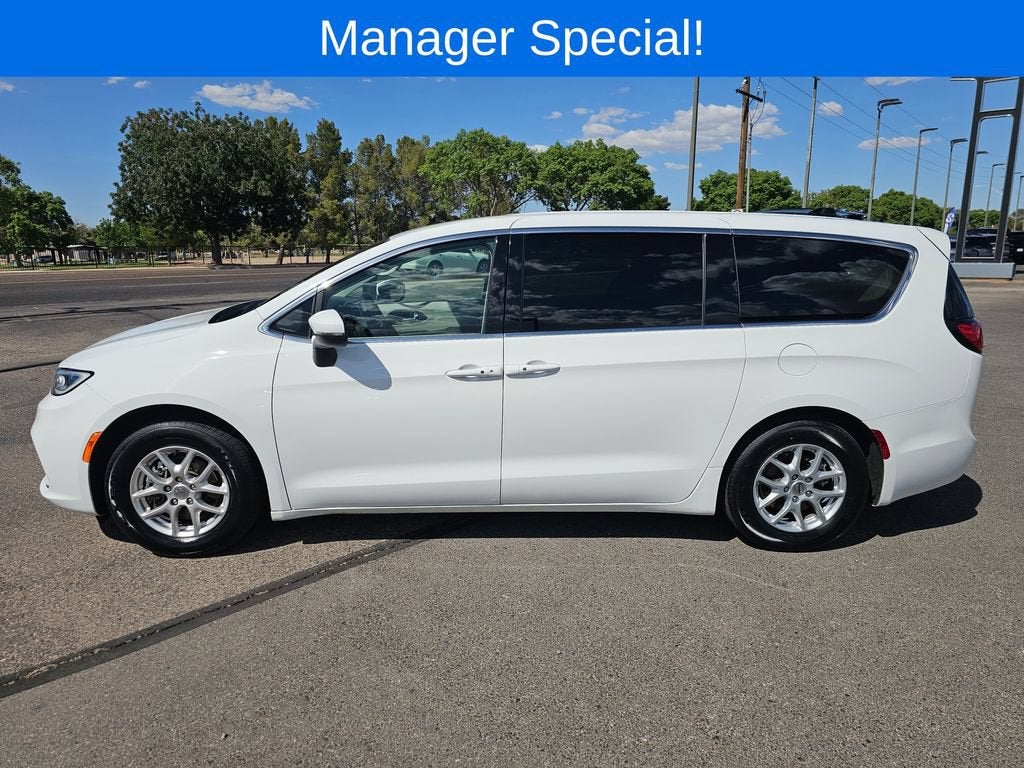 2023 Chrysler Pacifica Touring L