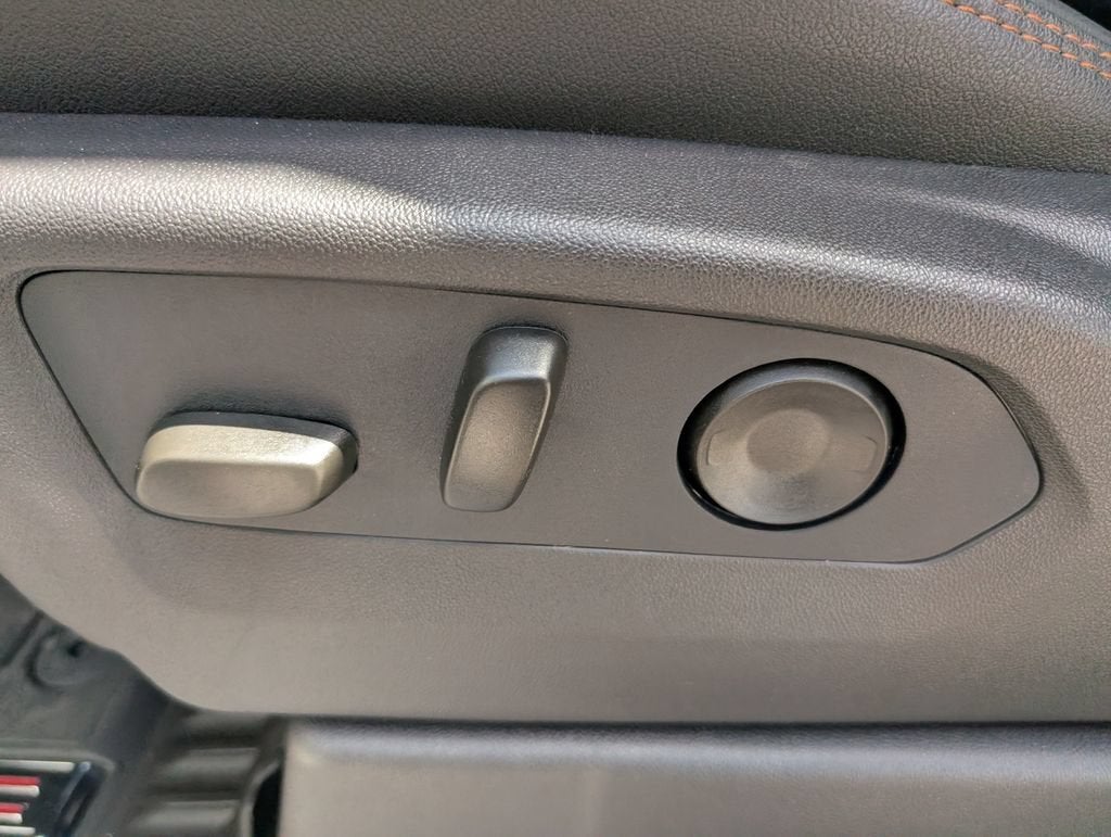 2026 GMC Sierra 1500 AT4 - Photo 10