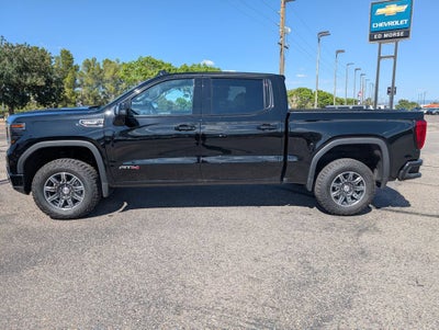 2025 GMC Sierra 1500 AT4