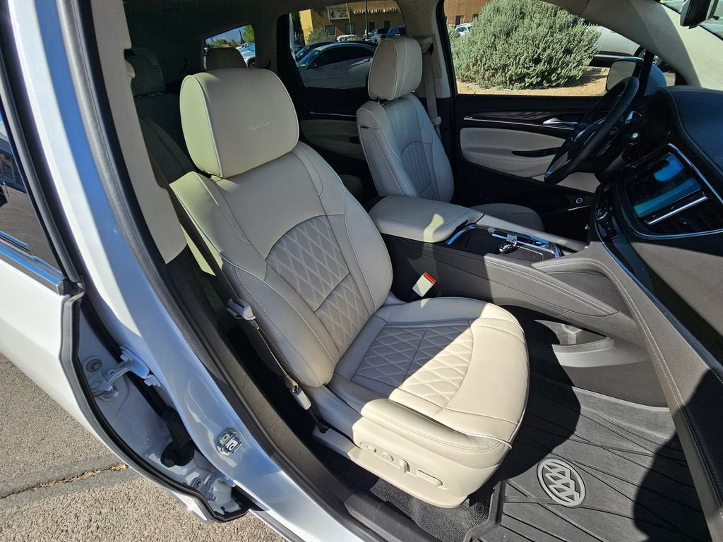 2023 Buick Enclave Avenir