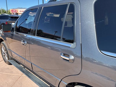 2015 Lincoln Navigator Base
