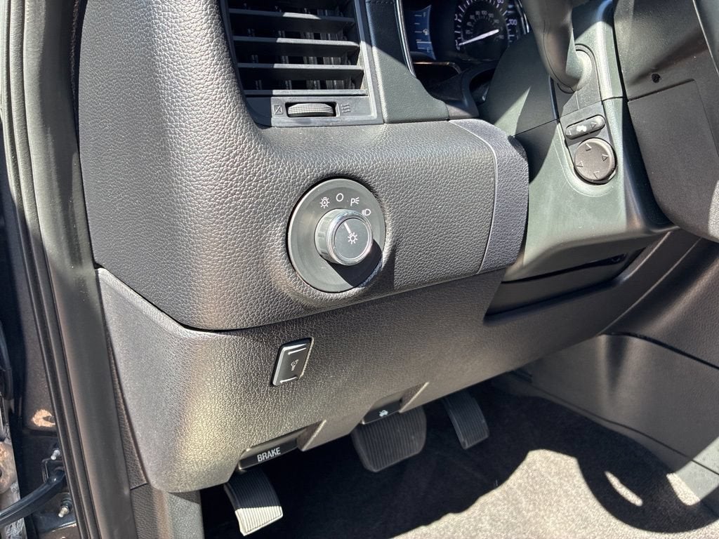 2015 Lincoln Navigator Base