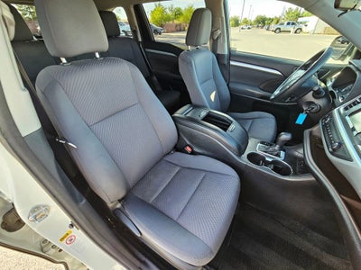 2018 Toyota Highlander LE