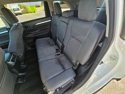 2018 Toyota Highlander LE