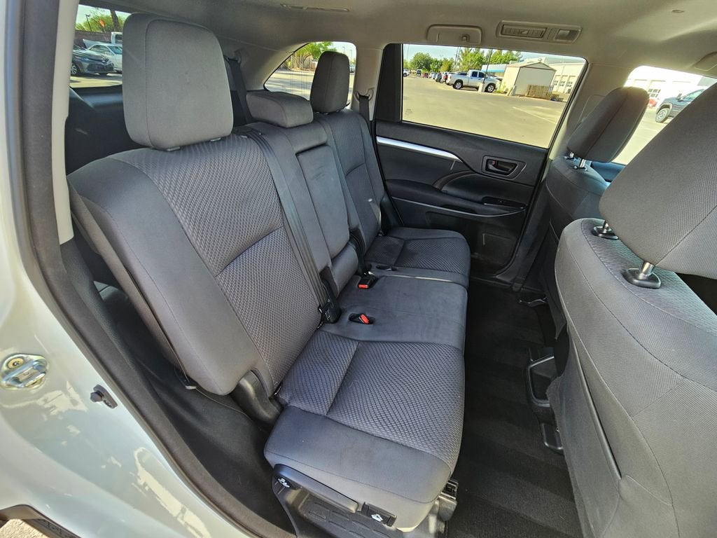 2018 Toyota Highlander LE